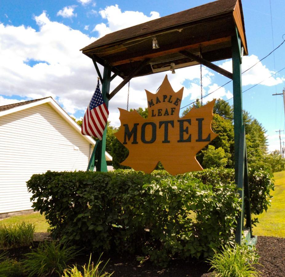 Maple Leaf Lodge Schroon Lake Exterior photo